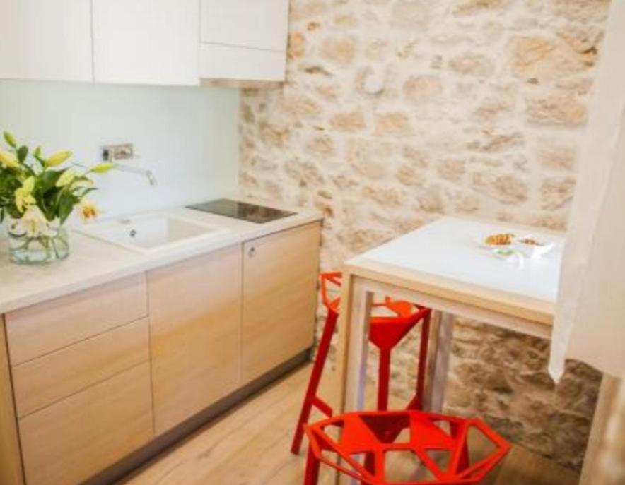 Castrum Apartment *
